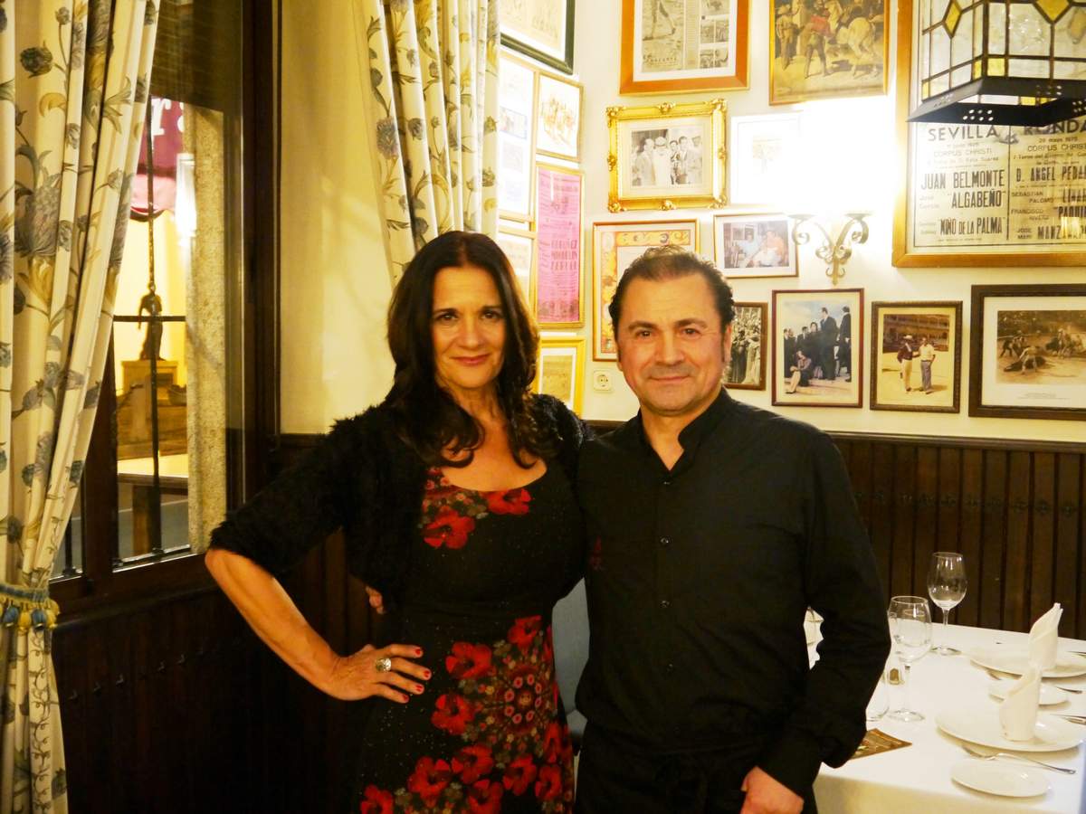 María Navarro (akataVino) y Tomás Mayo (Rest. Pedro Romero)